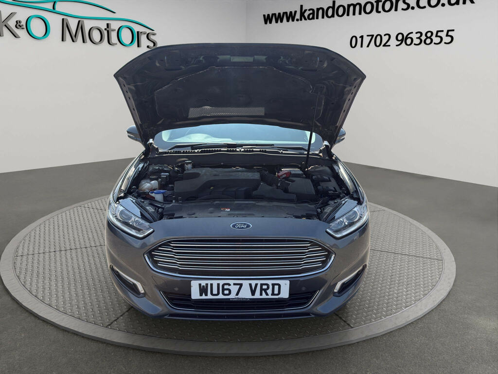 Ford Mondeo Zetec Econetic White #32