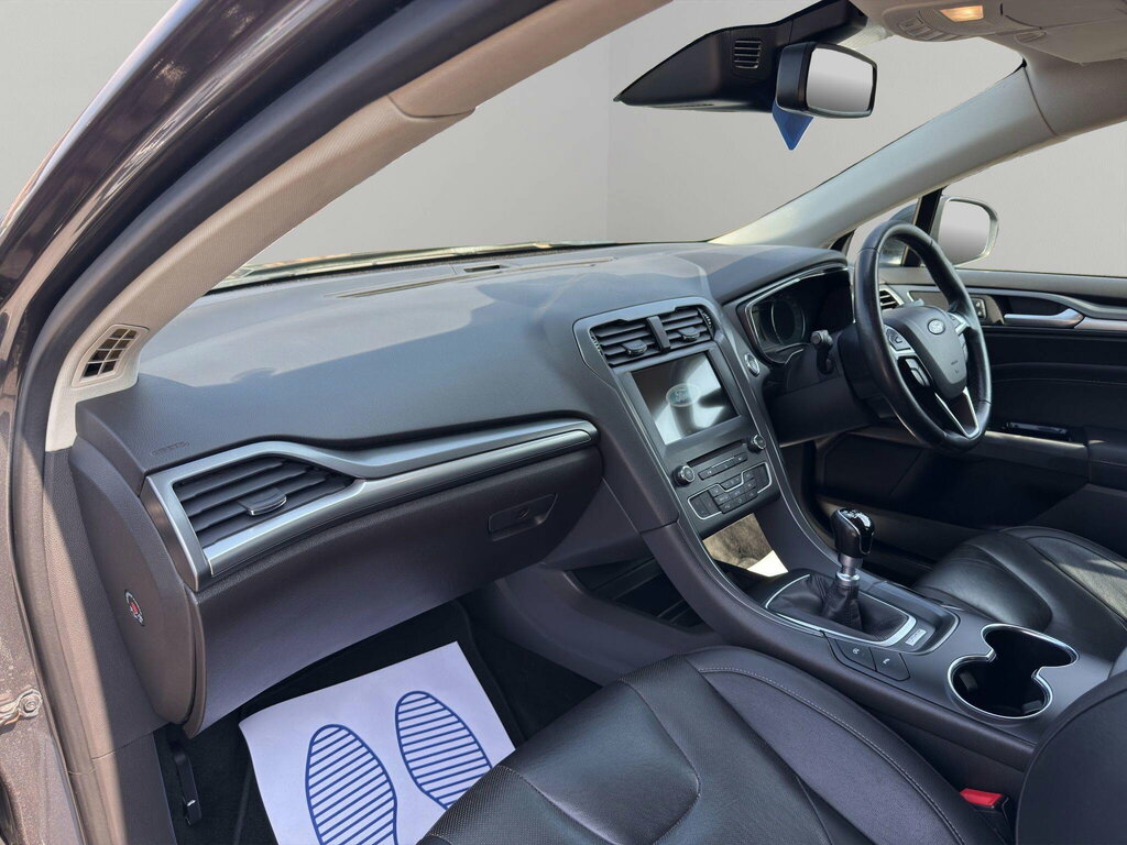 Ford Mondeo Zetec Econetic White #14
