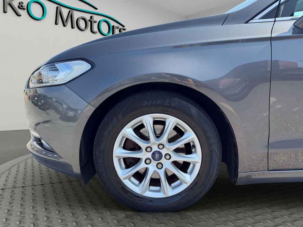 Ford Mondeo Zetec Econetic White #30