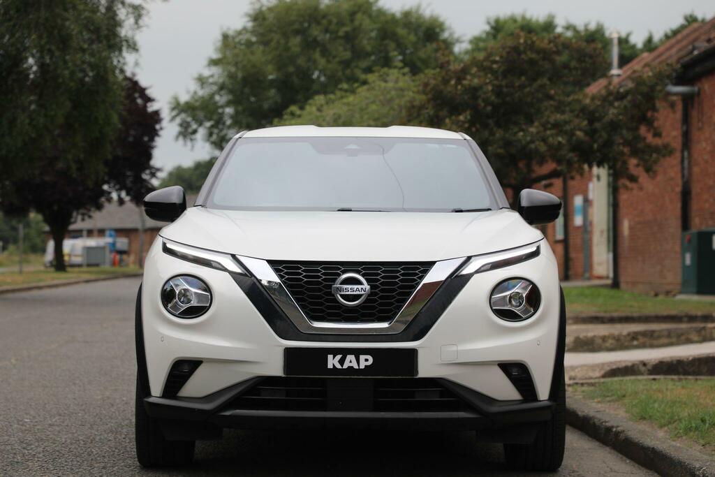 Nissan Juke Tekna 1.0 Dig-t Tekna Euro 6 Ss White #2