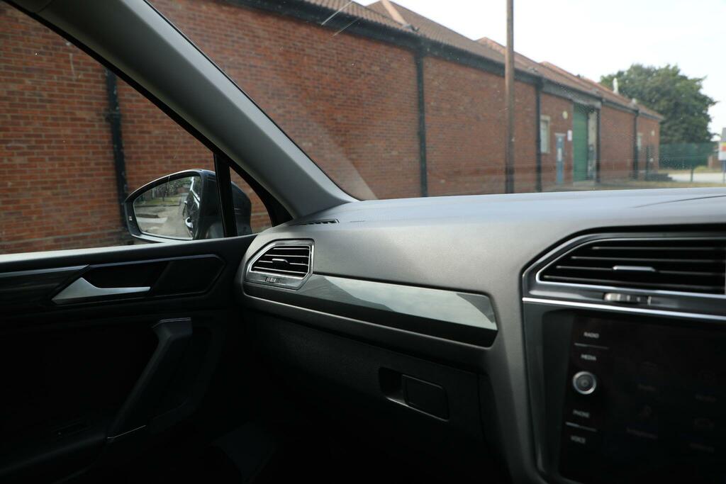 Volkswagen Tsi S Dsg Euro White #11