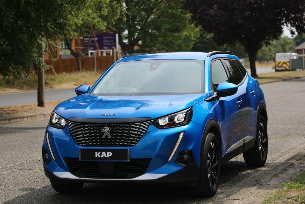 Peugeot 2008 Allure 1.2 Puretech Allure Euro 6 Ss Blue #3