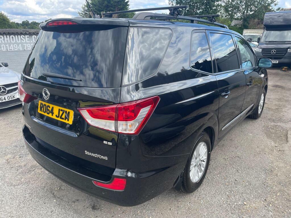 SsangYong Turismo 2.0 E-xdi Es T-tronic Euro 5 Black #6