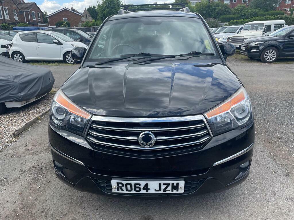 SsangYong Turismo 2.0 E-xdi Es T-tronic Euro 5 Black #2
