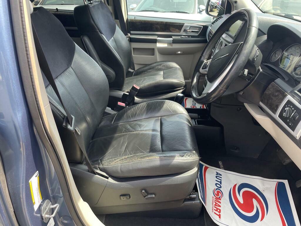 Chrysler Grand Voyager Crd Limited Mpv Silver #9