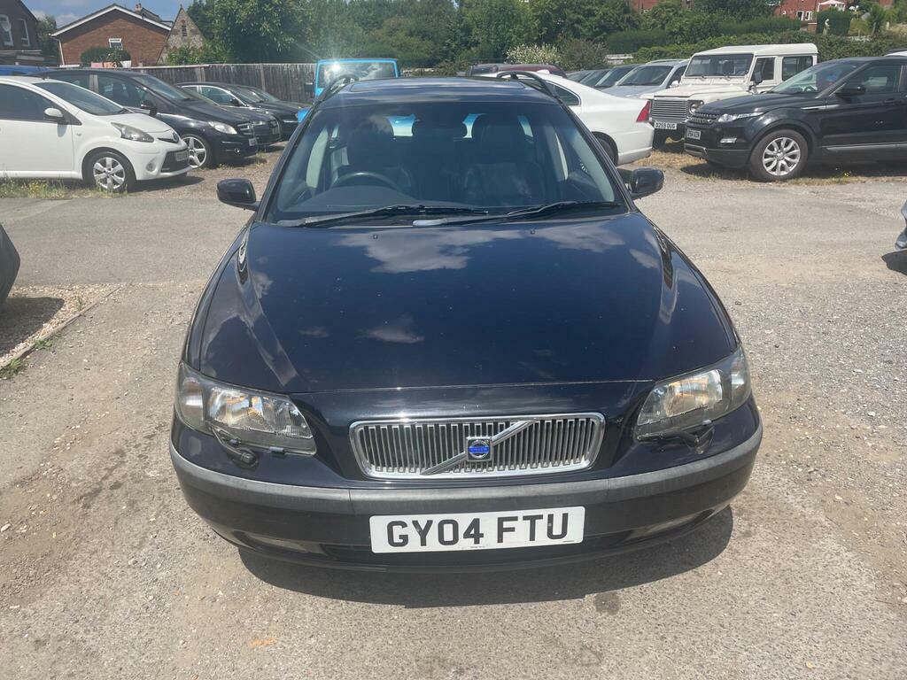 Volvo V70 2.3 T5 Se Geartronic Black #2