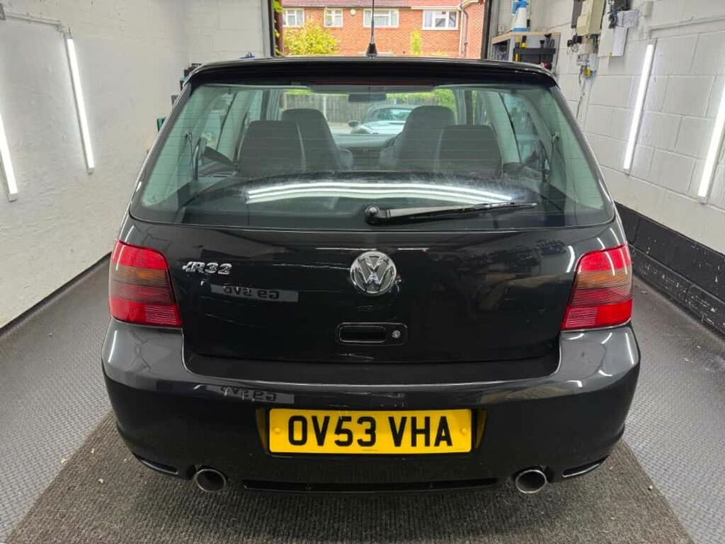 Volkswagen Golf 3.2 R32 Hatchback 3189Cc Fvwsh Black #4
