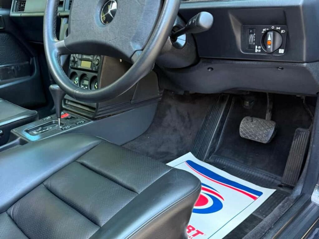 Mercedes-Benz 190 E 2.0 2.0 E 2.0 Silver #30