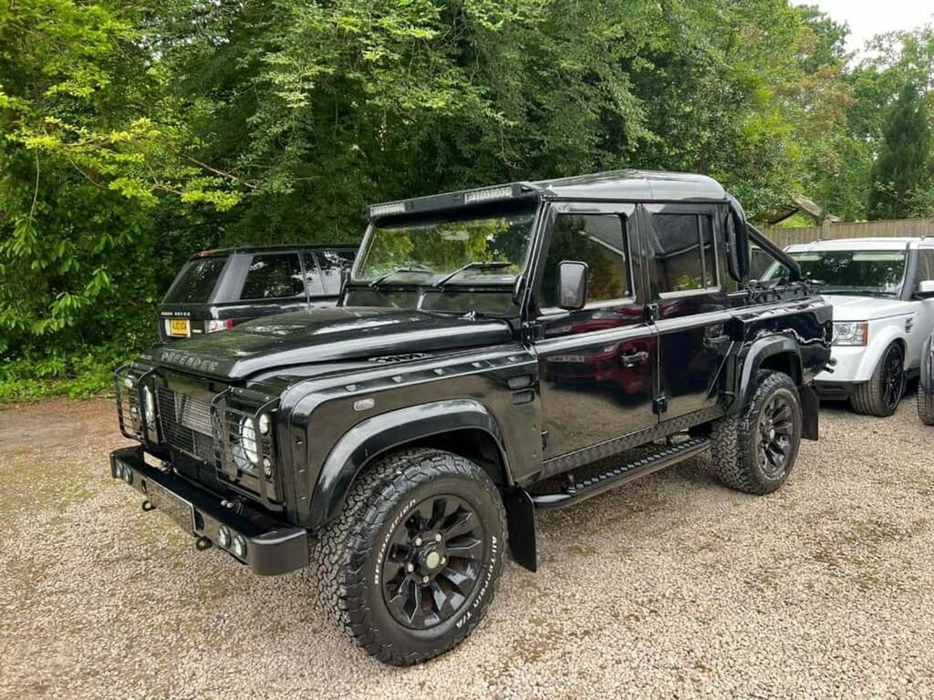 Land Rover Defender 110 Diesel Black #5