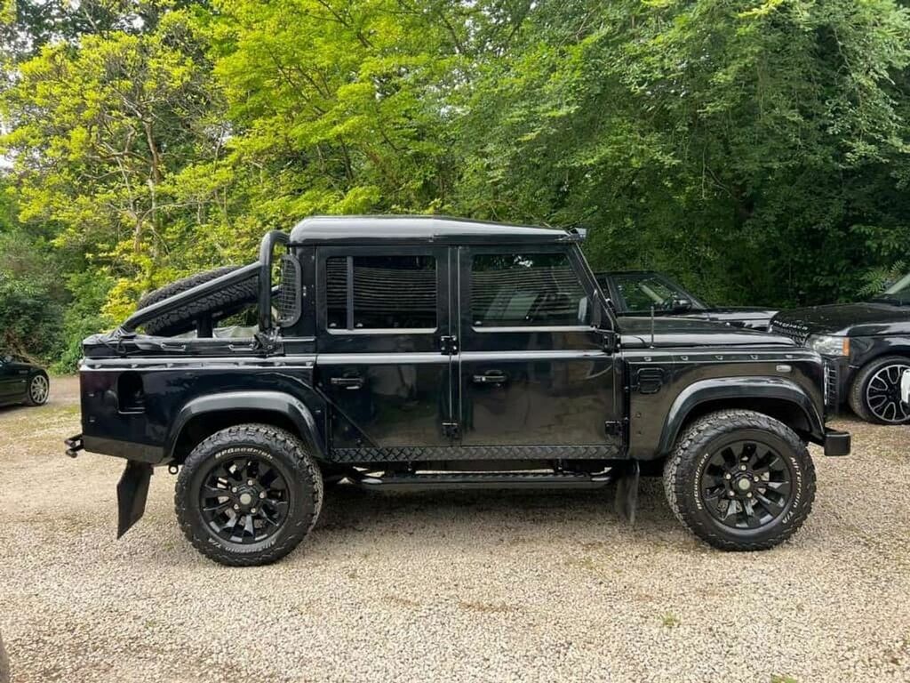 Land Rover Defender 110 Diesel Black #2