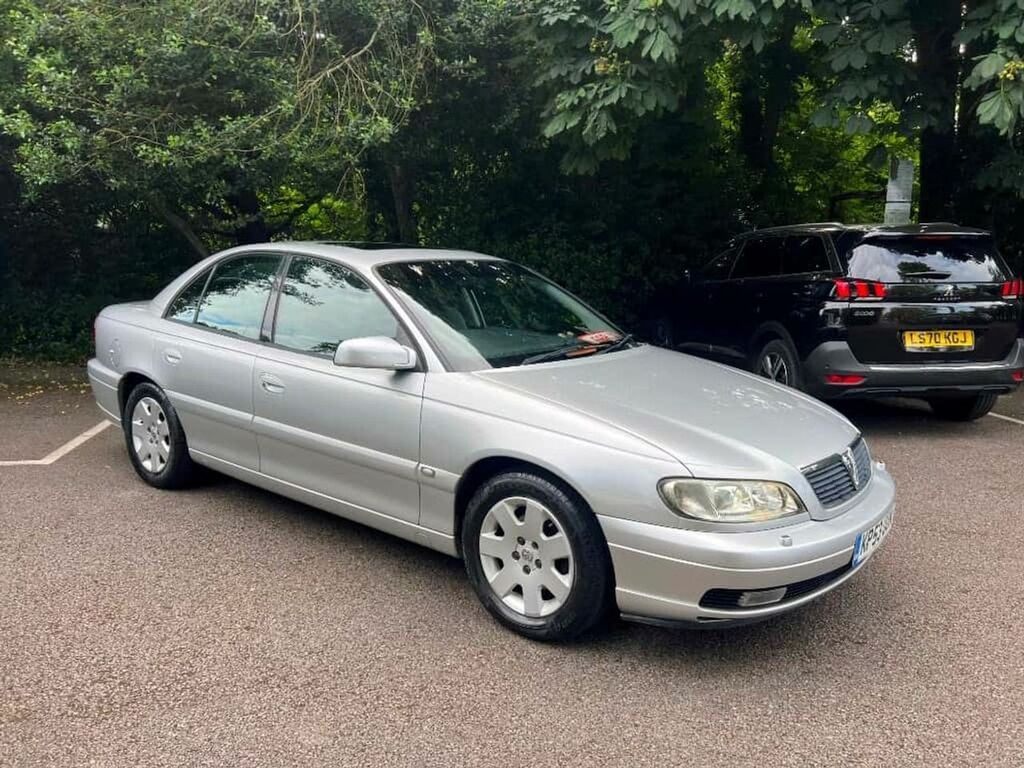 Vauxhall Omega Cdx V6 Rare Example Silver