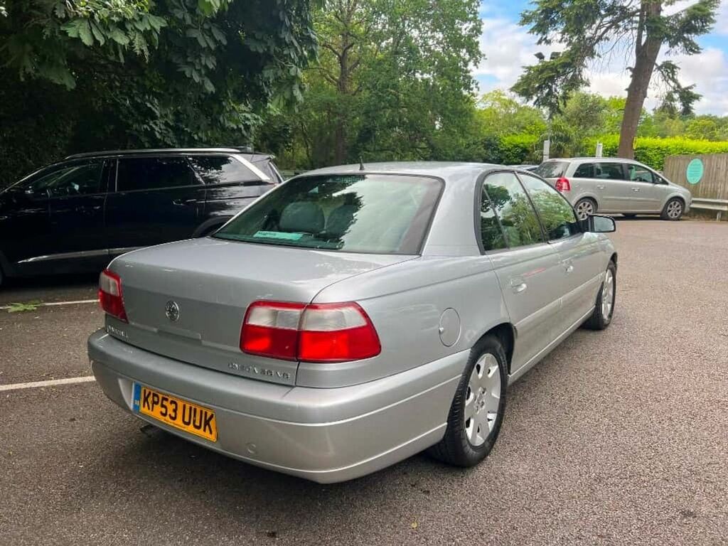 Vauxhall Omega Cdx V6 Rare Example Silver #2