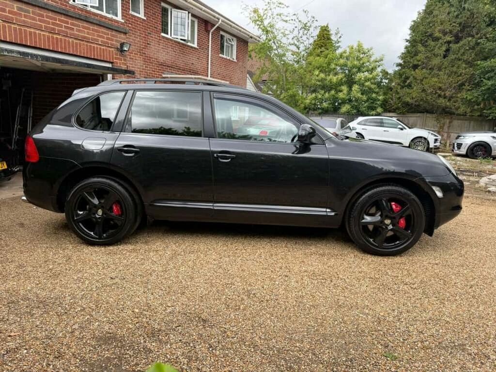 Porsche Cayenne Turbo Big Spec,sunroof,black Back 20 Alloys Black #3