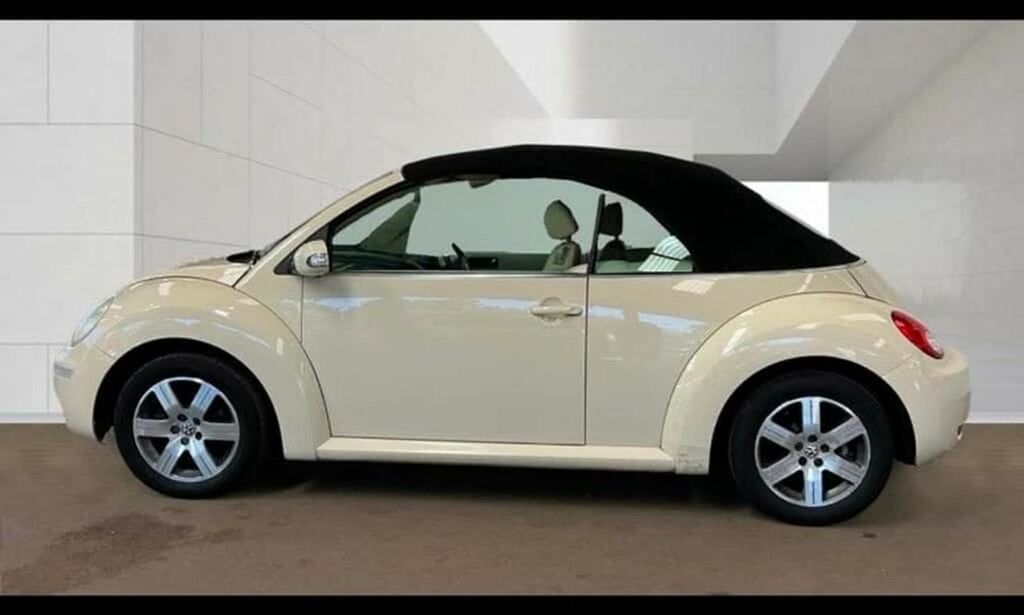 Volkswagen Beetle 1.6 Luna Euro 4 Black #7