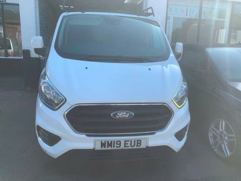 Ford Transit Custom 2.0 Ecoblue 130Ps Low Roof Limited Van - 2019 White