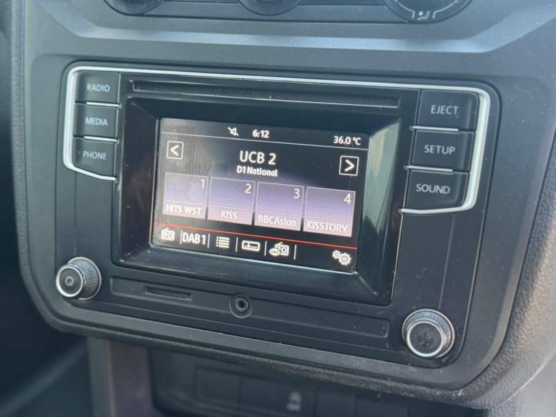 Volkswagen Caddy Maxi Startline White #17