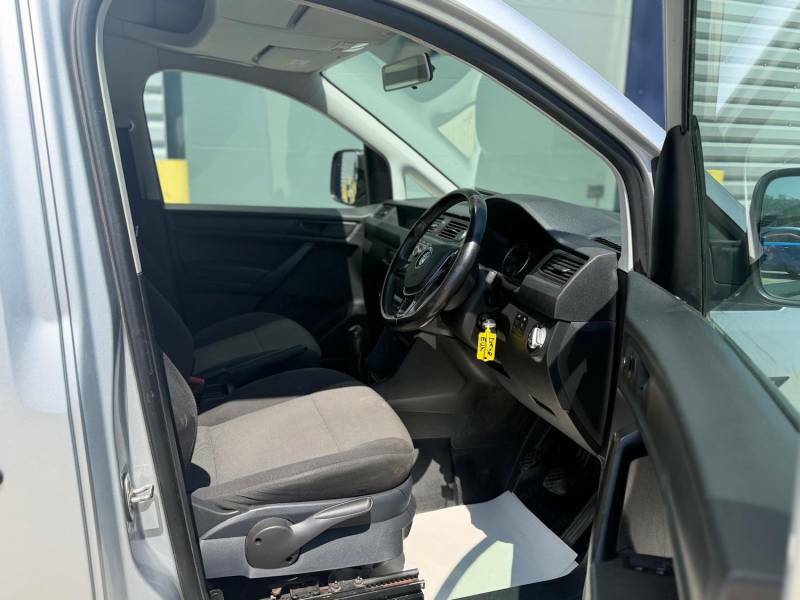 Volkswagen Caddy Maxi Tdi C20 Maxi Red #7