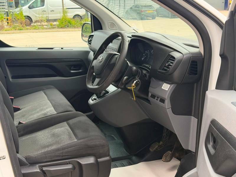 Toyota PROACE 1.6D 95 Van White #11
