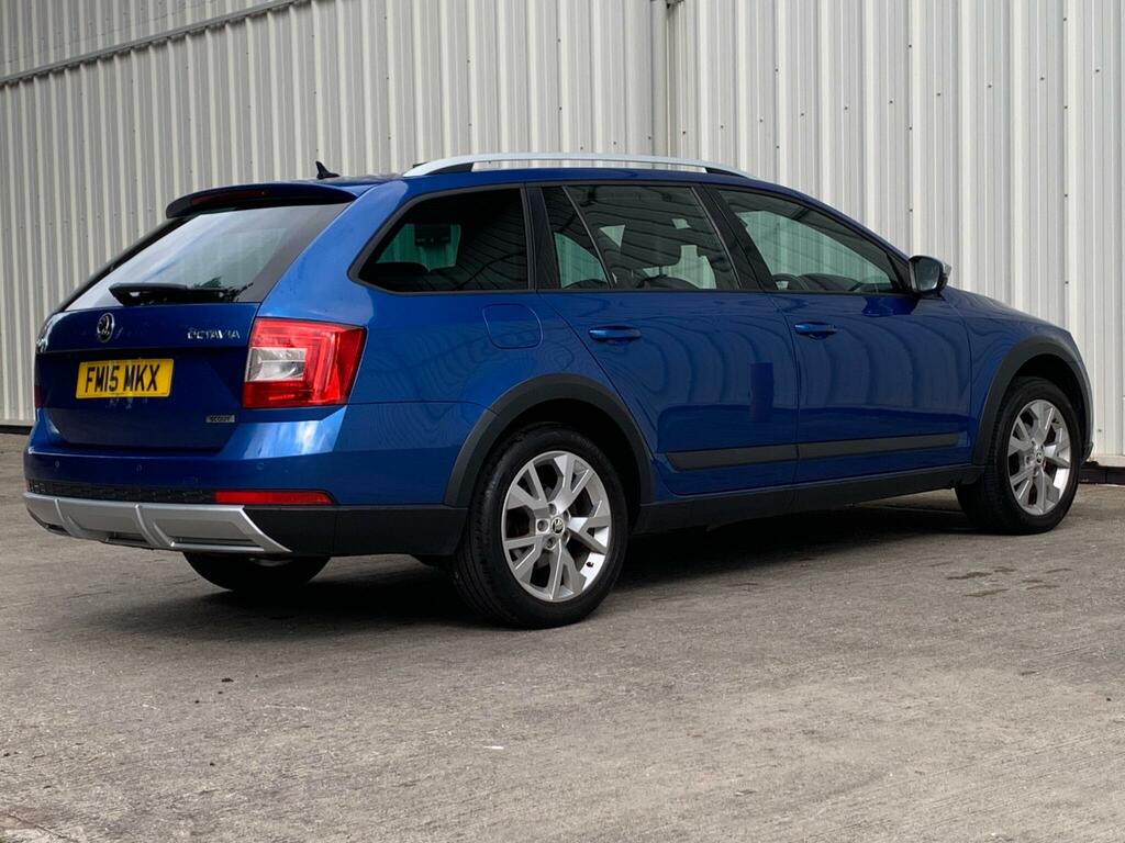 Skoda Octavia Estate Red #10