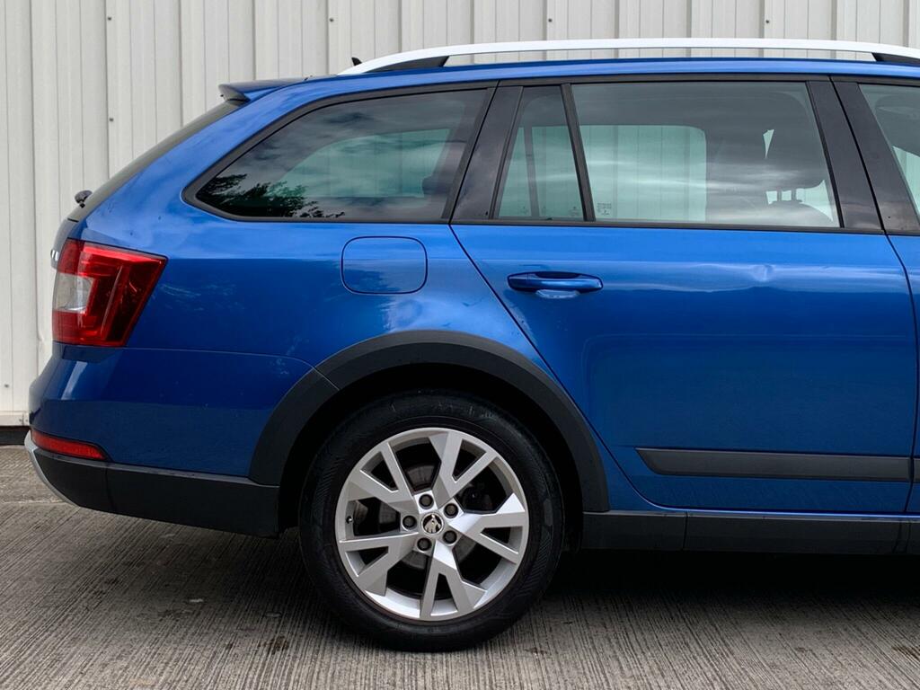 Skoda Octavia Estate Red #22