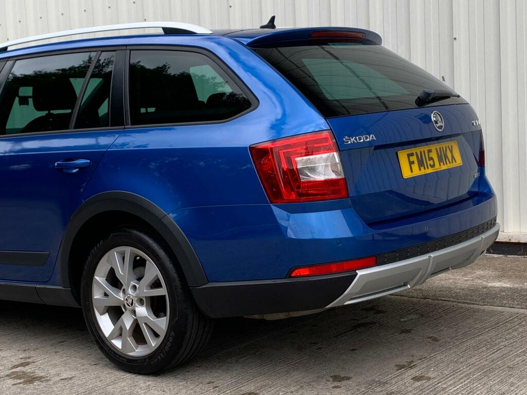 Skoda Octavia Estate Red #19