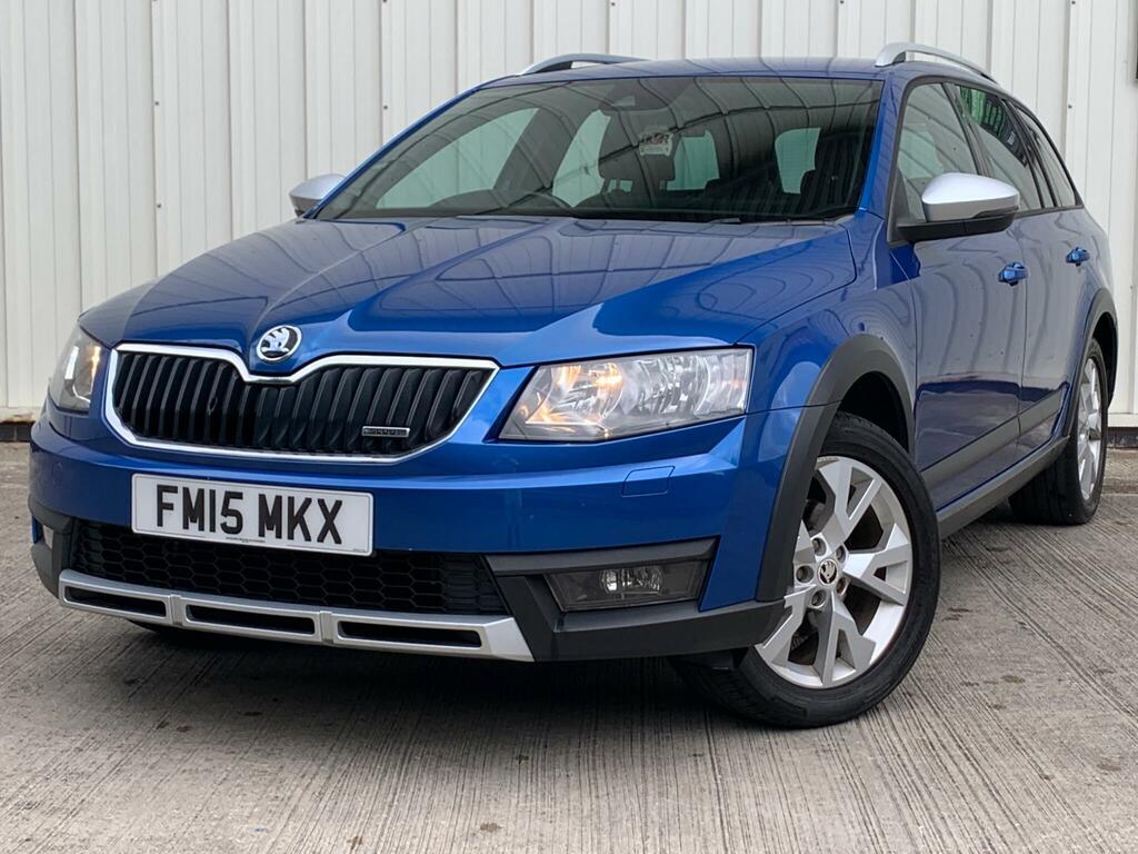 Skoda Octavia Scout Blue #4