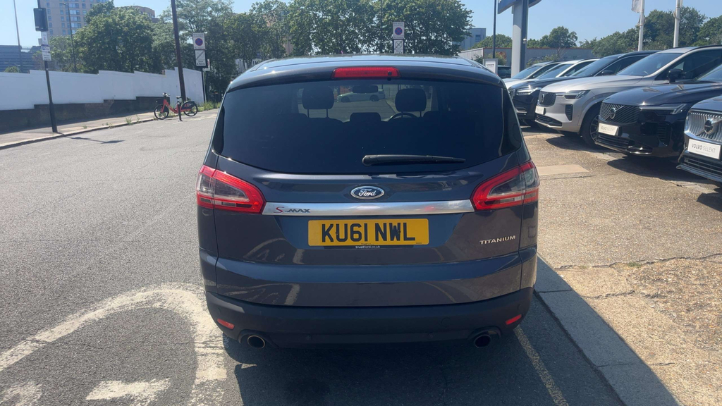 Ford S-Max 2.0T Ecoboost Titanium Mpv Powershift E  #4