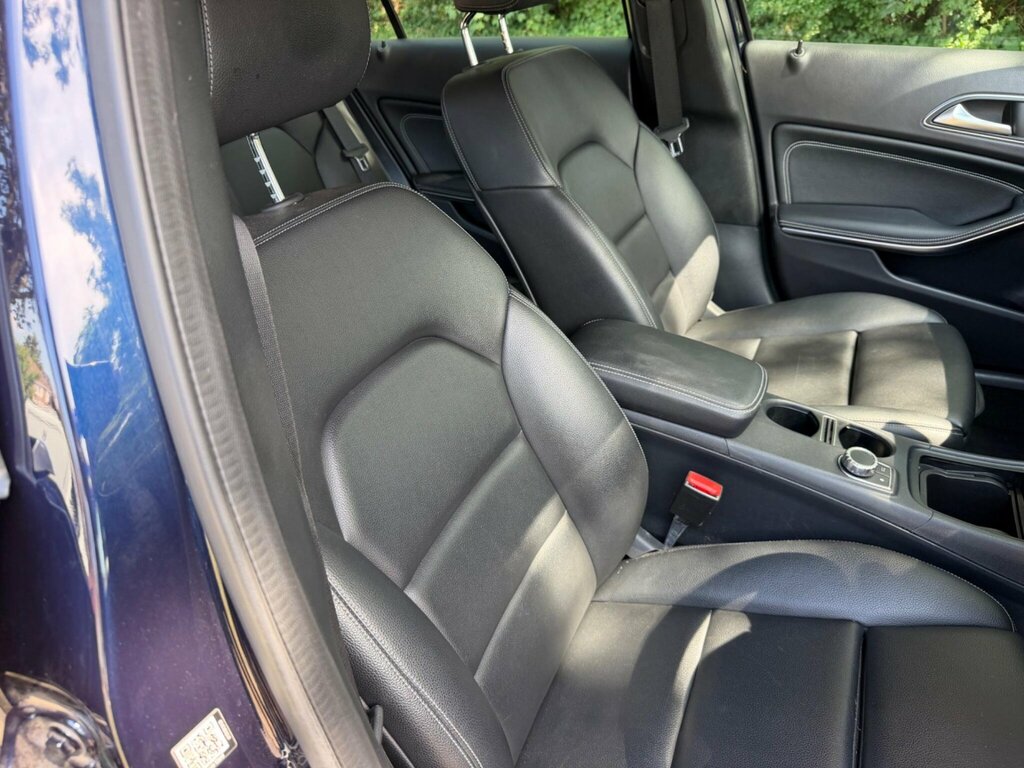 Mercedes-Benz A Class 2.1 A200d Se 7G-dct Euro 6 Ss Blue #5