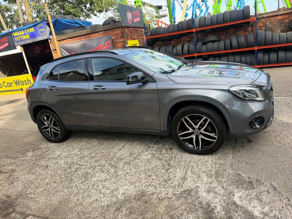 Mercedes-Benz GLA Class 1.6 Gla180 Urban Edition 7G-dct Euro 6 Ss Grey #5