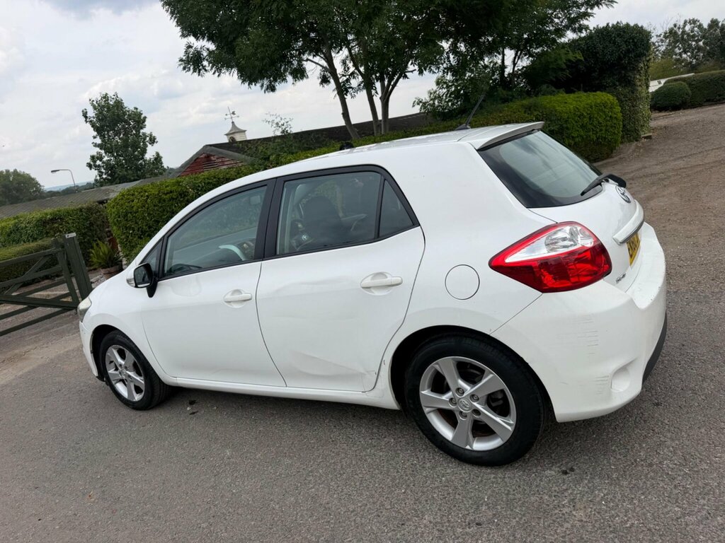 Toyota Auris Sr Blue #12