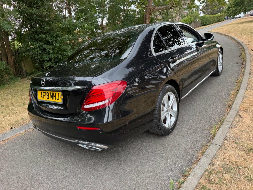 Mercedes-Benz E Class E 200 Amg Line Premium 9G-tronic White #8