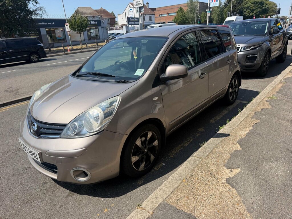 Nissan Note 1.6 16V N-tec Euro 5 Beige #4