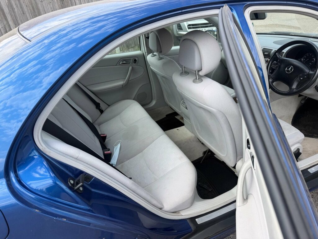 Mercedes-Benz C Class 1.8 C180 Kompressor Classic Se Blue #6