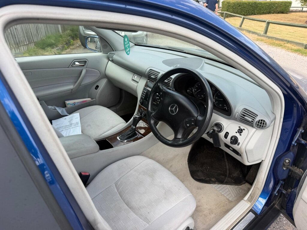 Mercedes-Benz C Class 1.8 C180 Kompressor Classic Se Blue #4
