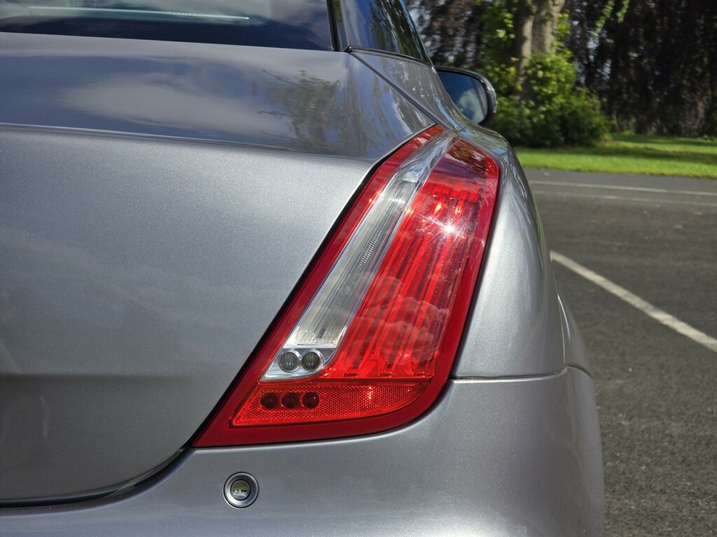 Jaguar XJ Saloon 3.0D V6 Portfolio Euro 5 Ss Lw Black #42