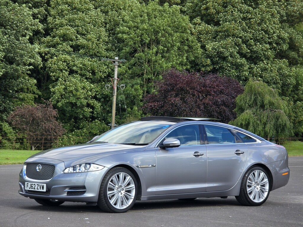 Jaguar XJ Saloon 3.0D V6 Portfolio Euro 5 Ss Lw Black #22