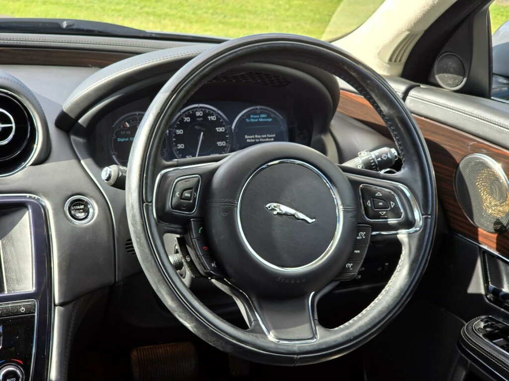 Jaguar XJ Saloon 3.0D V6 Portfolio Euro 5 Ss Lw Black #45