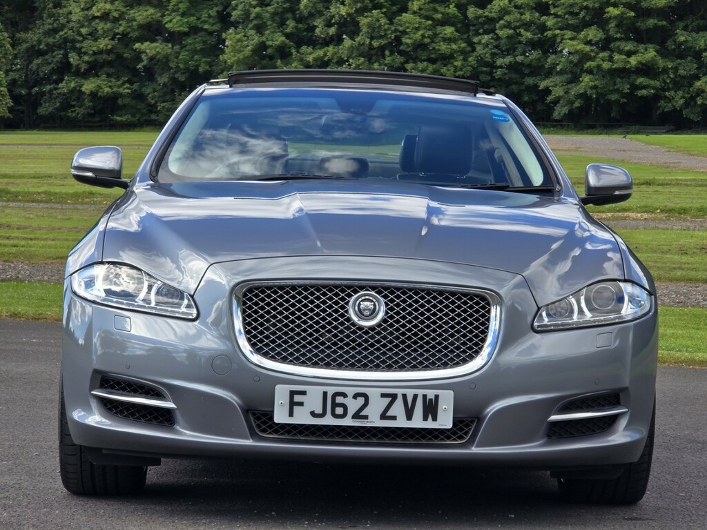 Jaguar XJ 3.0 D V6 Portfolio Grey #5