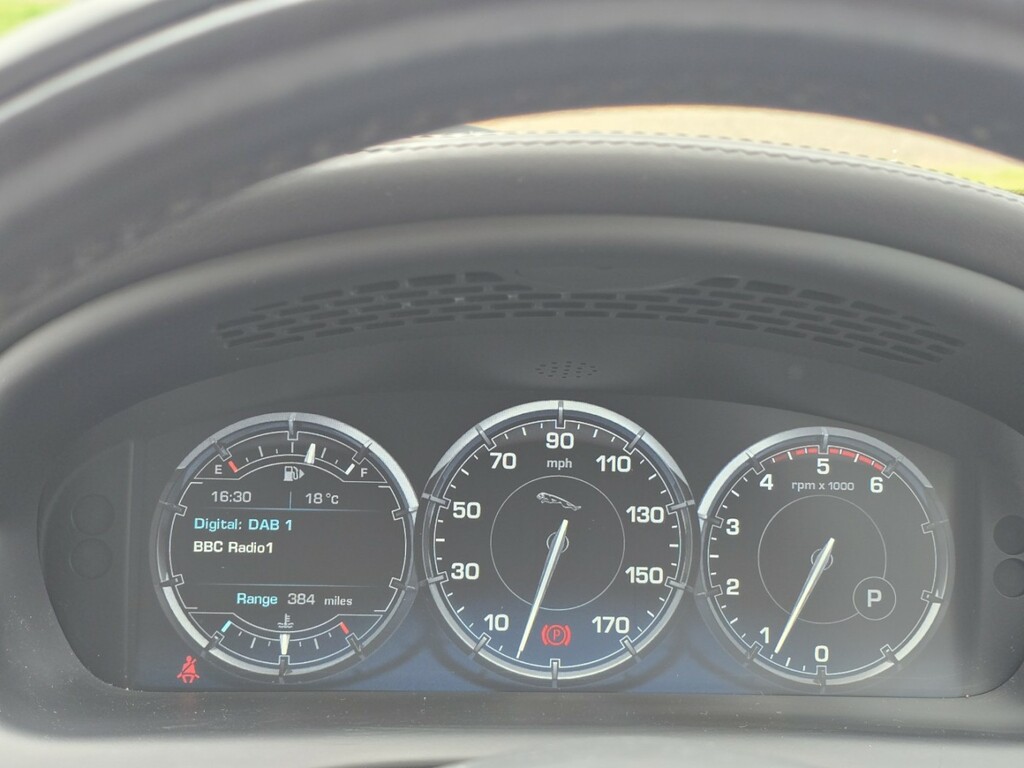 Jaguar XJ Black #69