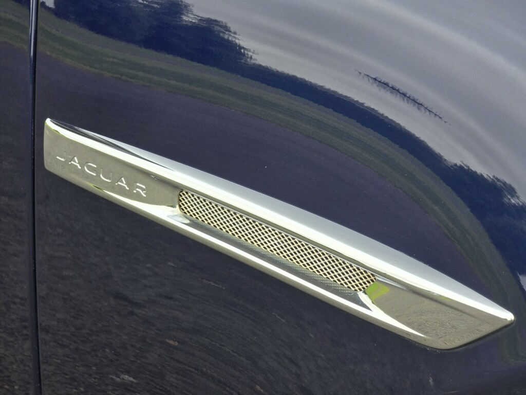 Jaguar XJ Black #16