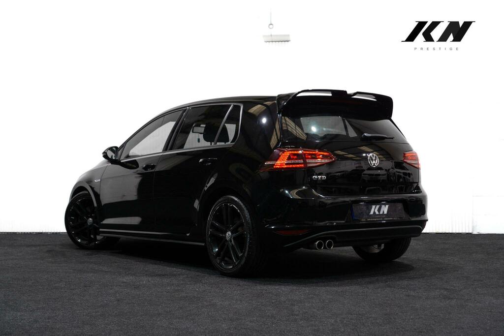 Volkswagen Golf Gtd Black #2