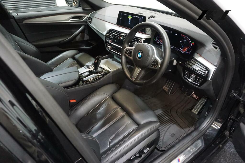 BMW 5 Series M Sport Black #5