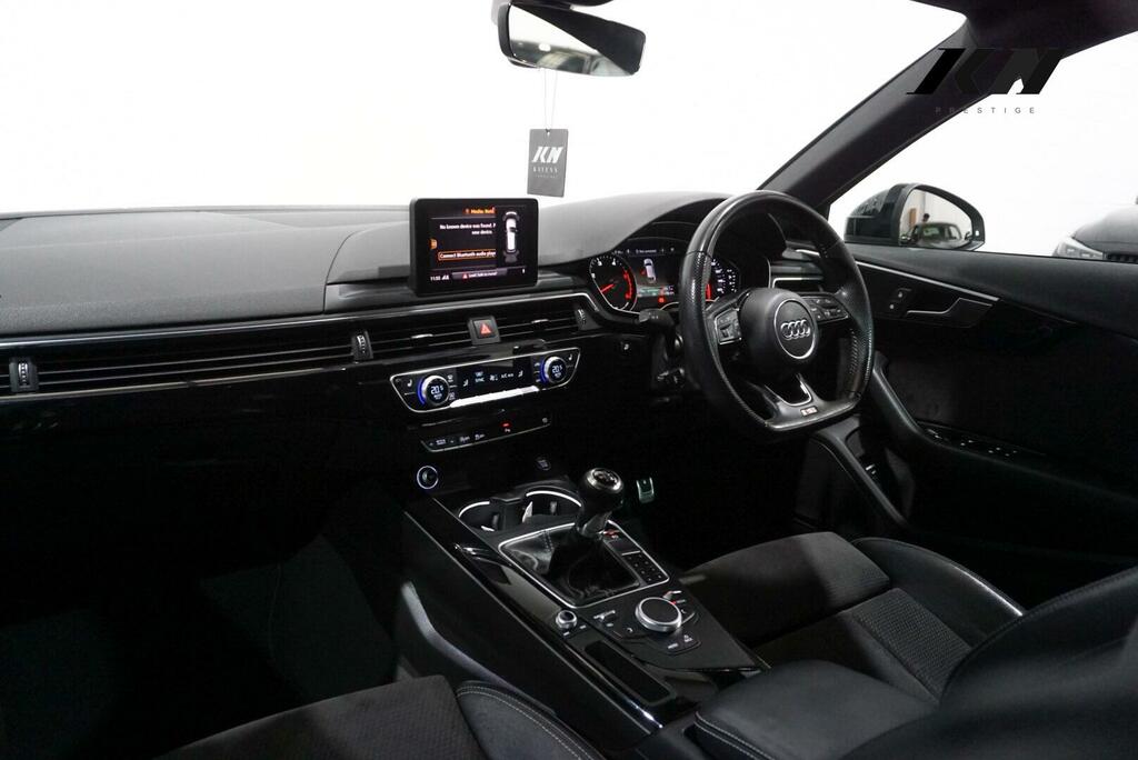 Audi A4 Avant Black Edition Grey #3