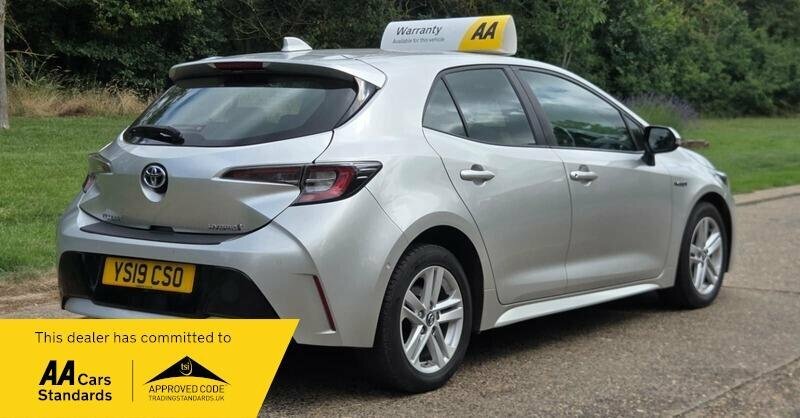 Toyota Corolla 1.8 Vvt-h Icon Tech Hatchback Hybrid Cv YS19CSO Silver #4
