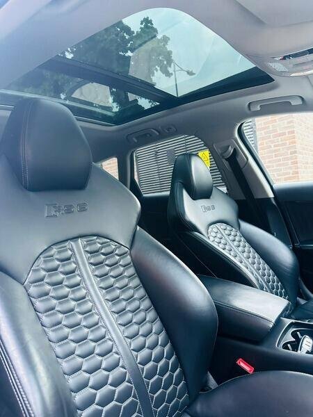 Audi RS6 Black #25