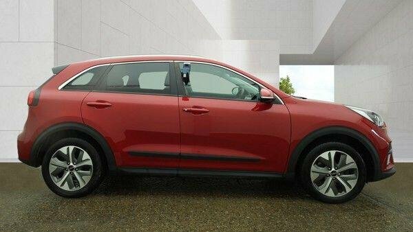 Kia e-Niro 39Kwh 2 HV22ULB Red #5