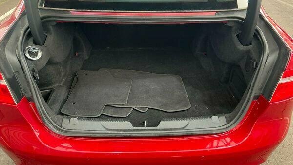 Jaguar XE 2.0D R-sport Saloon Euro 6 Ss Black #9