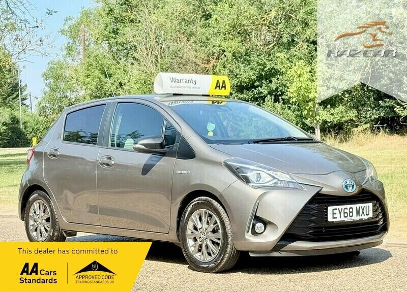 Toyota Yaris Blue Bi-tone Vvt-i Blue #1