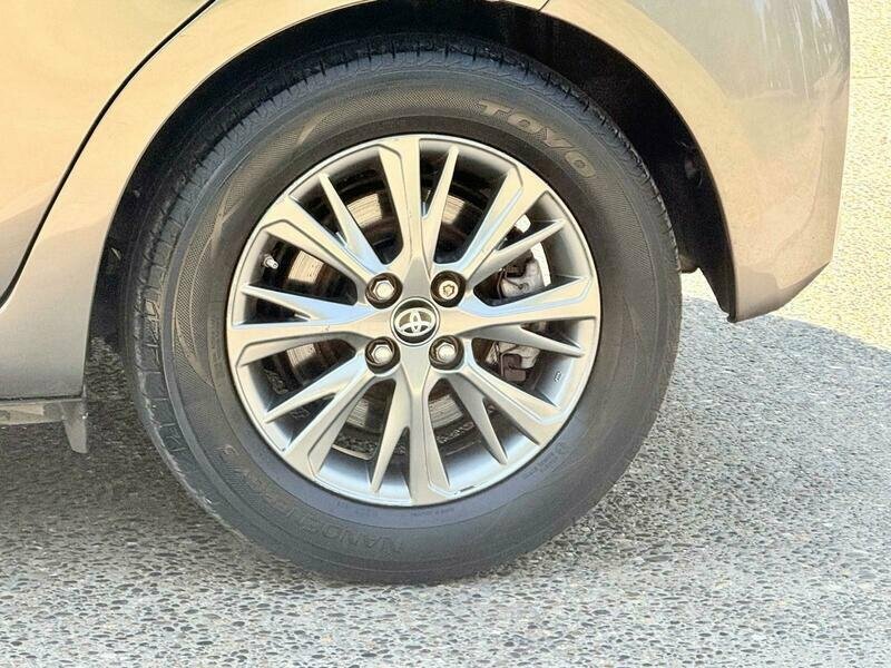 Toyota Yaris Blue Bi-tone Vvt-i Blue #11