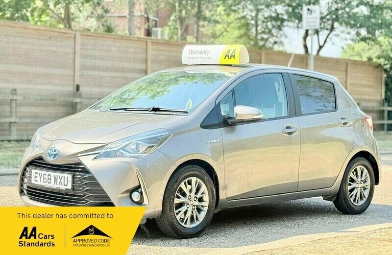 Toyota Yaris Blue Bi-tone Vvt-i Blue #3